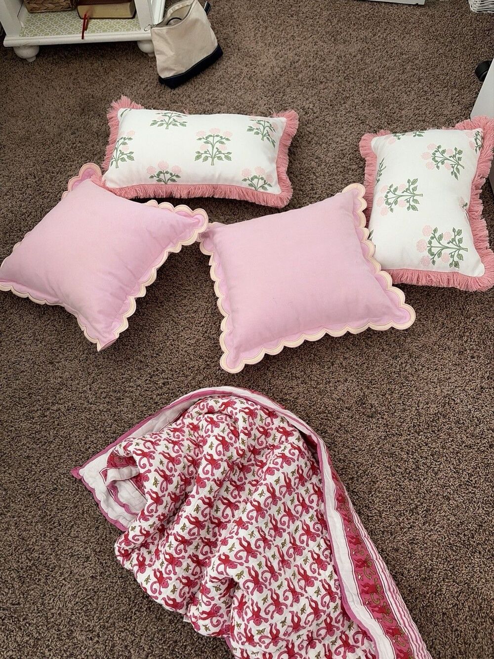 ROLLER RABBIT Baby Blanket & Pink Scallop Fringe Floral Pillow Set of 5 Decor